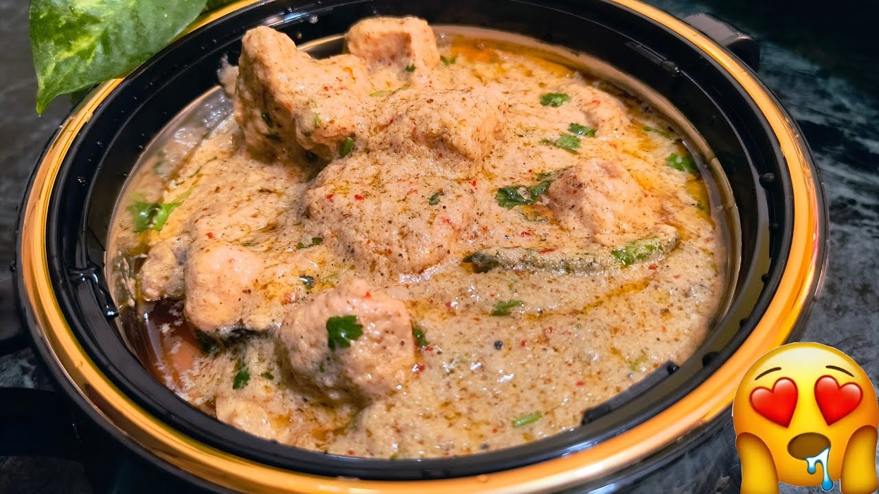 👑 Maharani Chicken Recipe (Royal Chicken Curry) | Indiankitchen65 Style 😇