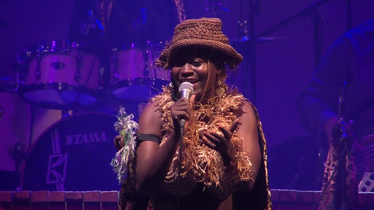 Yoly Moon - Show case  live complet 