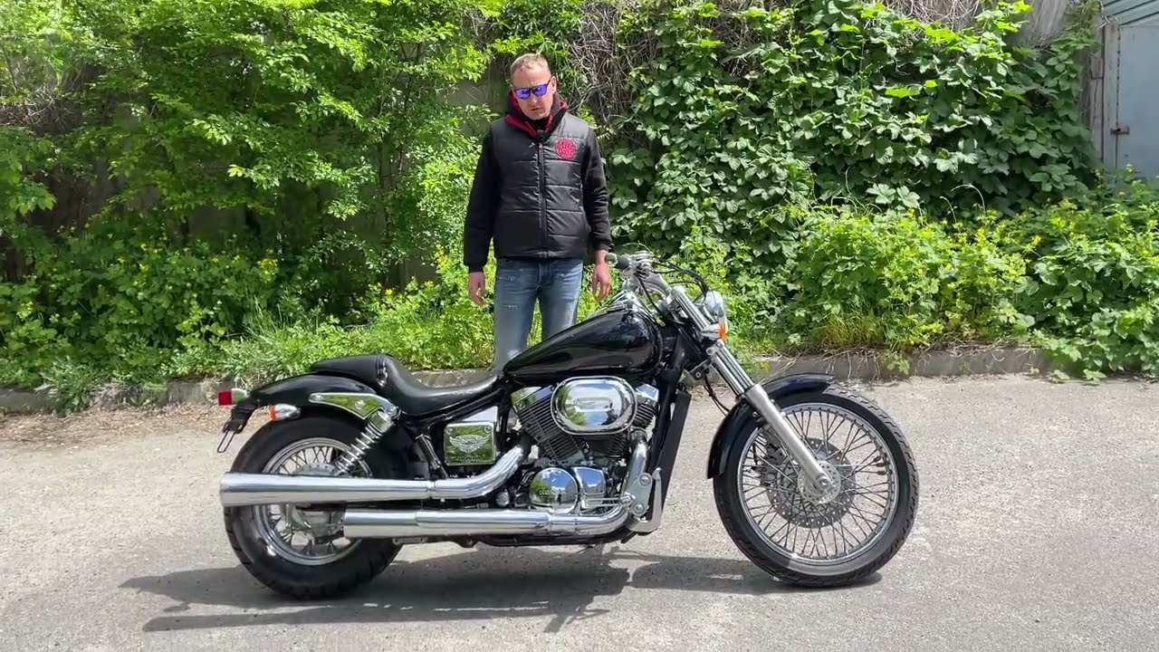 Осмотр мотоцикла Honda Shadow Slasher 400 с пробегом 22000км