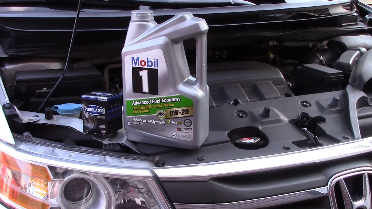 Honda Odyssey oil change. Step by step.