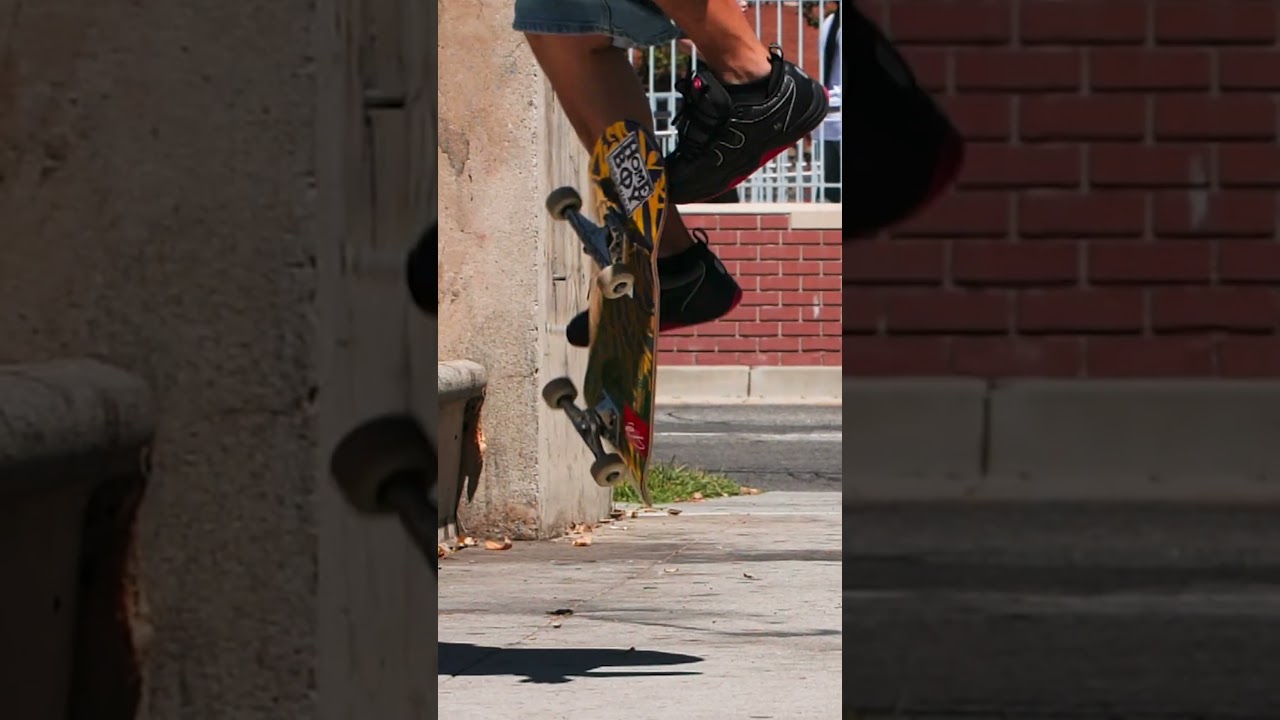 &eacute;S | 298 | Kickflip
