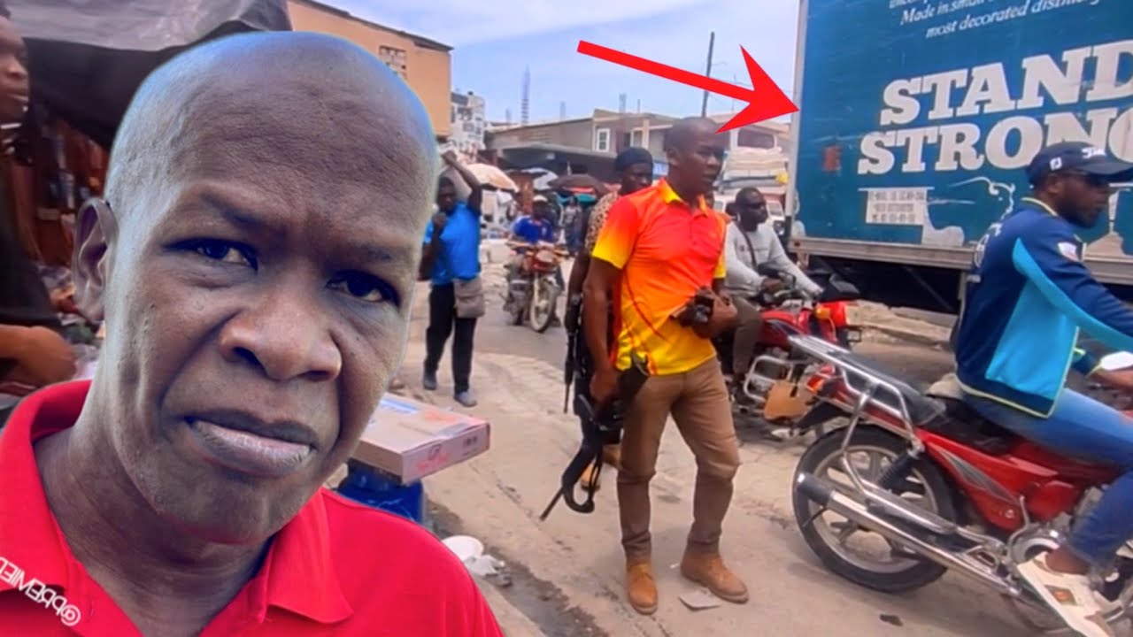 Anmweyyy! Komisè Muscadin sezi yon gwo kamyon bwat ki chaje Zam, chajè ,bal ansanm ak inifòm lapolis