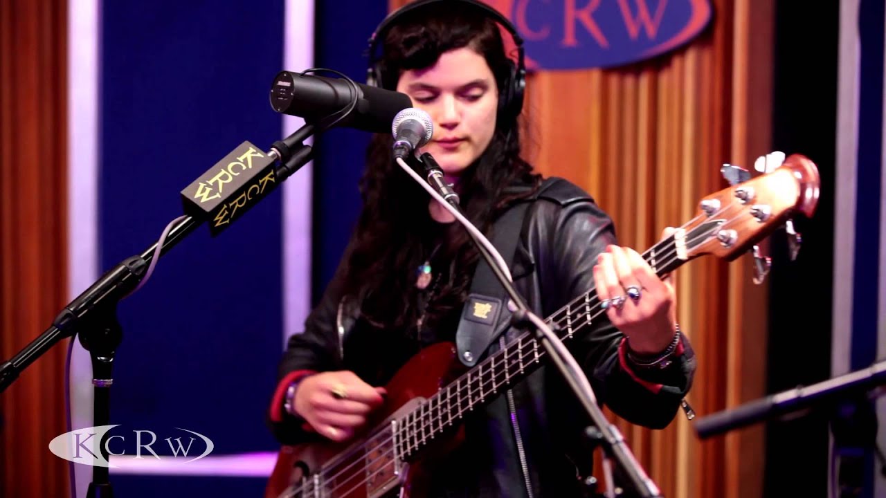 Soko performing 