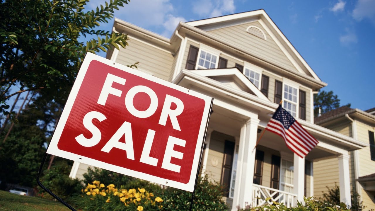 Existing home sales plunge 8.5% in March