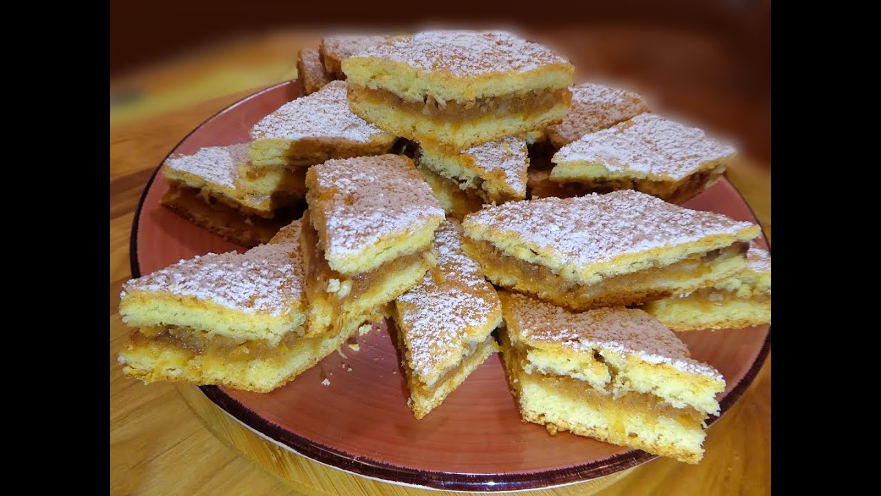 Нежный яблочный пирог, как готовила бабушка