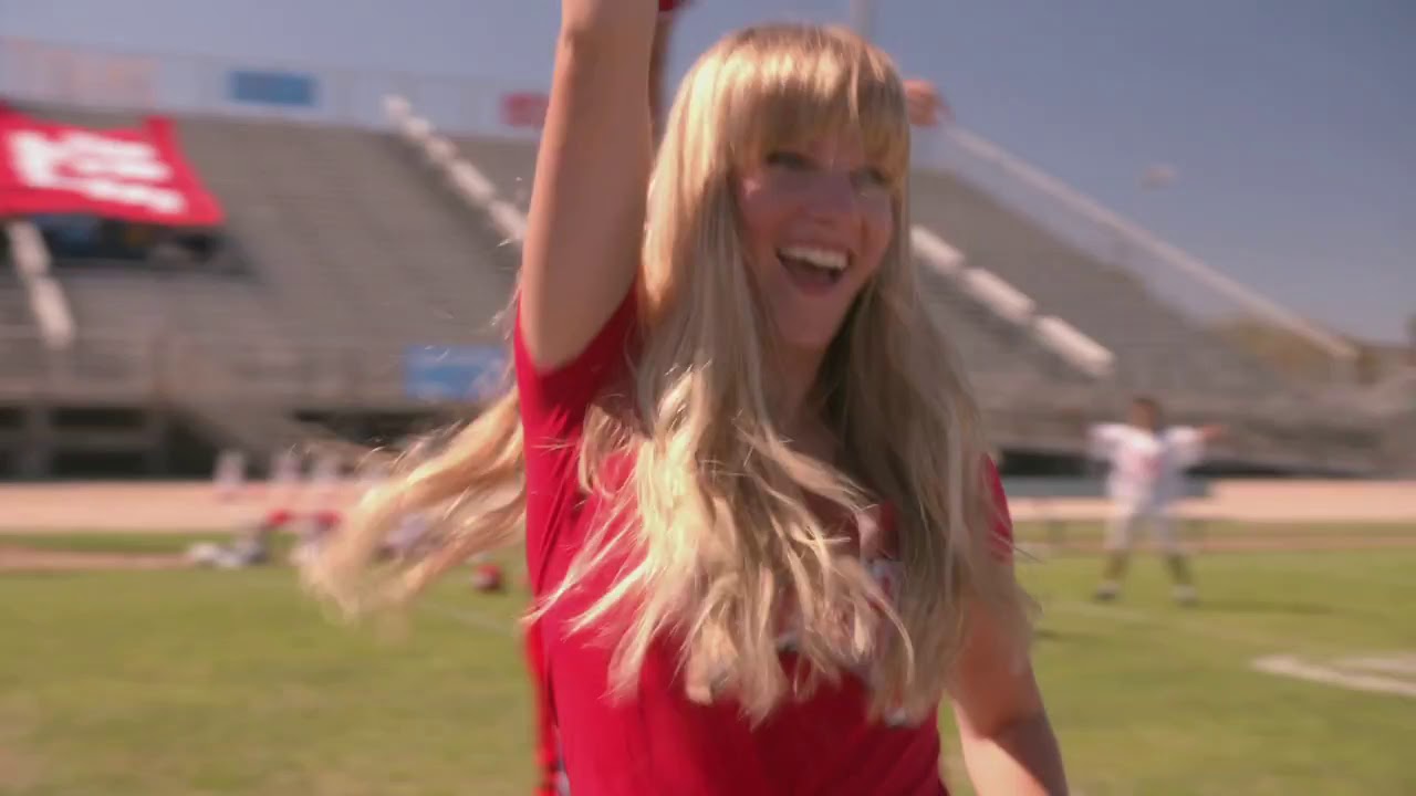 Glee - Problem full performance HD (Official Music Video)