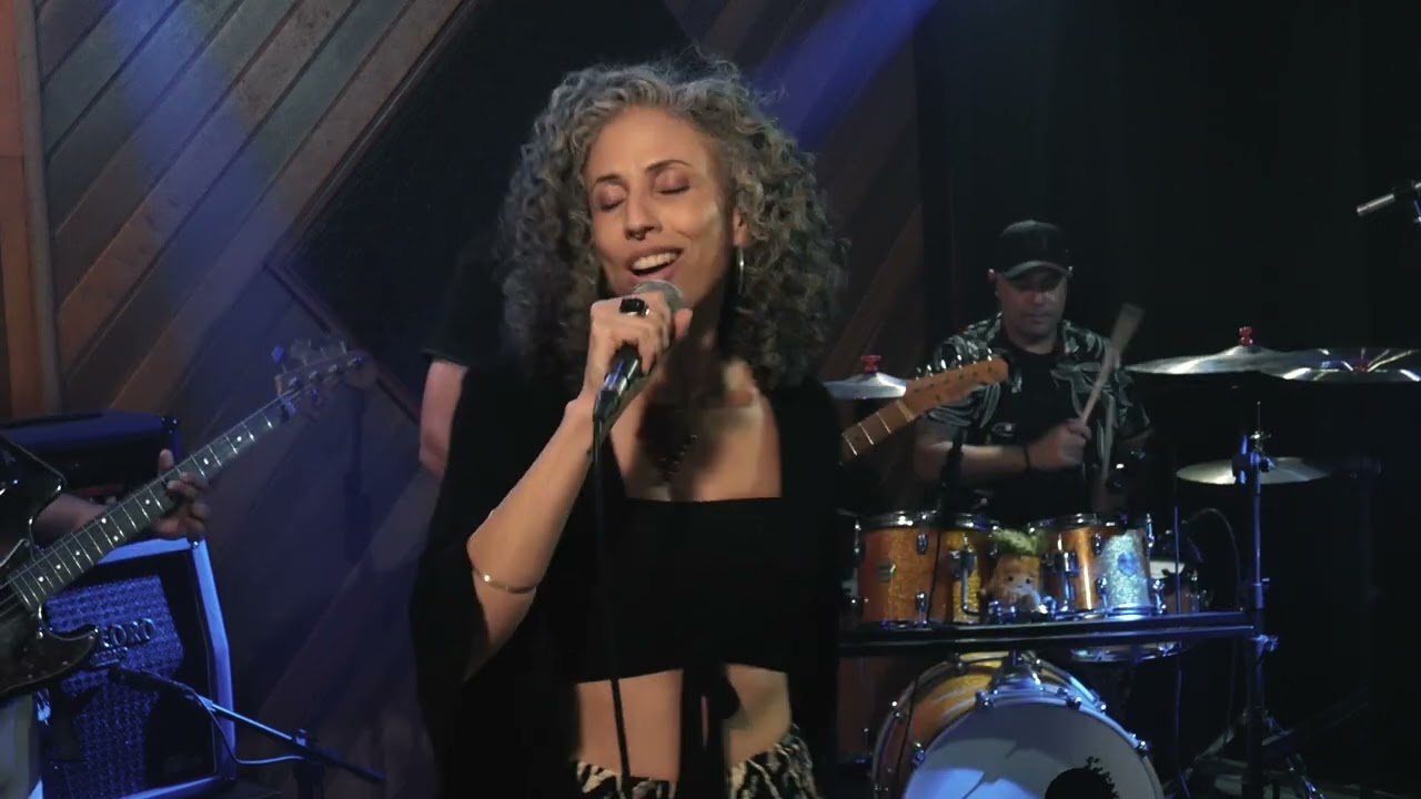Dê um rolê (Gal Costa cover) | Tropicália Rock Clube