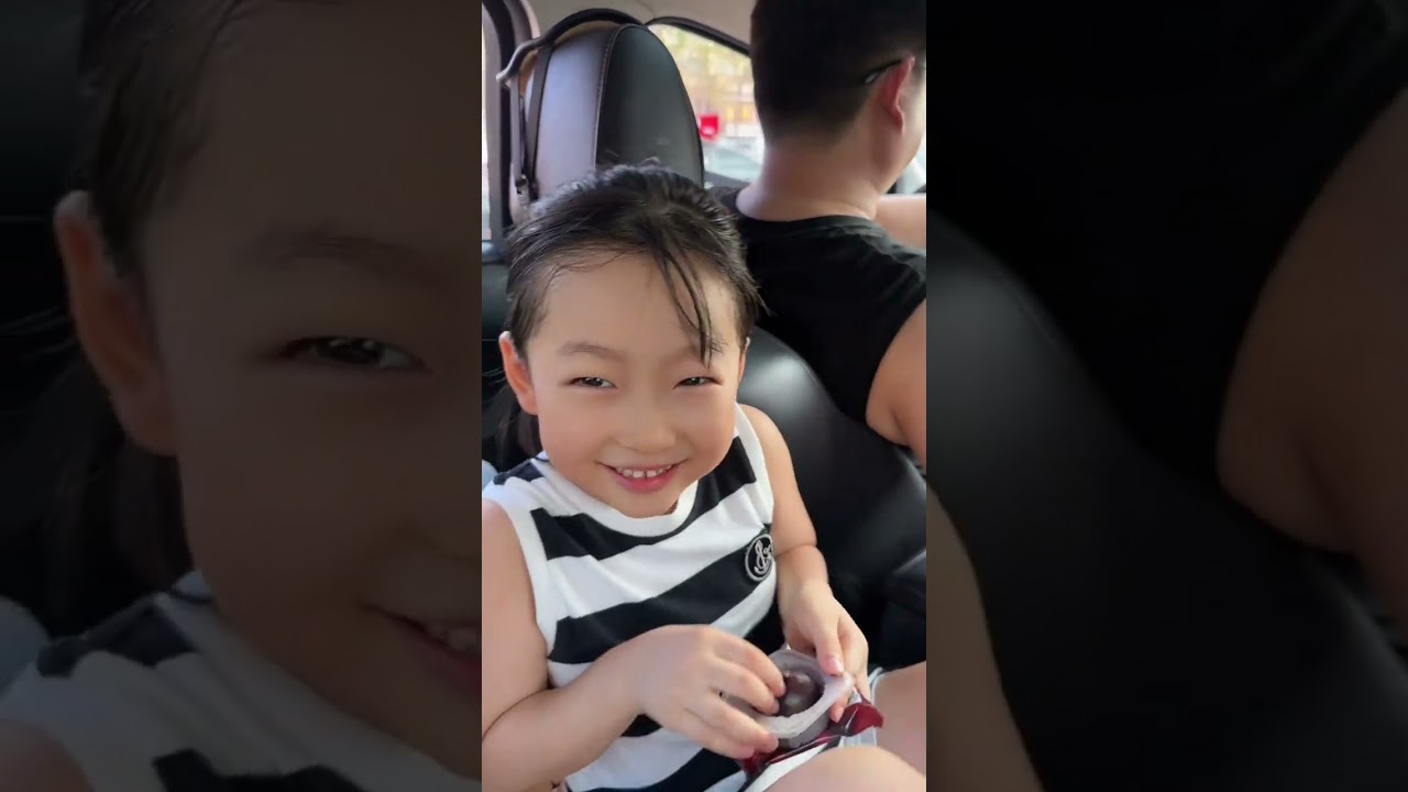 今天周末，陪豪豪爸爸去看一辆山地车，回来路过我经常去的理发店，门上贴着出租，还好店铺找到了，只是合并并非跑路，这种失而复得的感觉也不错.#我们一家的平淡生活 #记录生活的点点滴滴