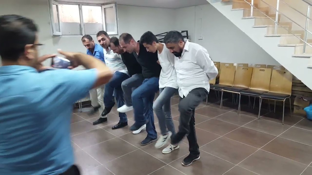 Elazığ  avreş  oyunu