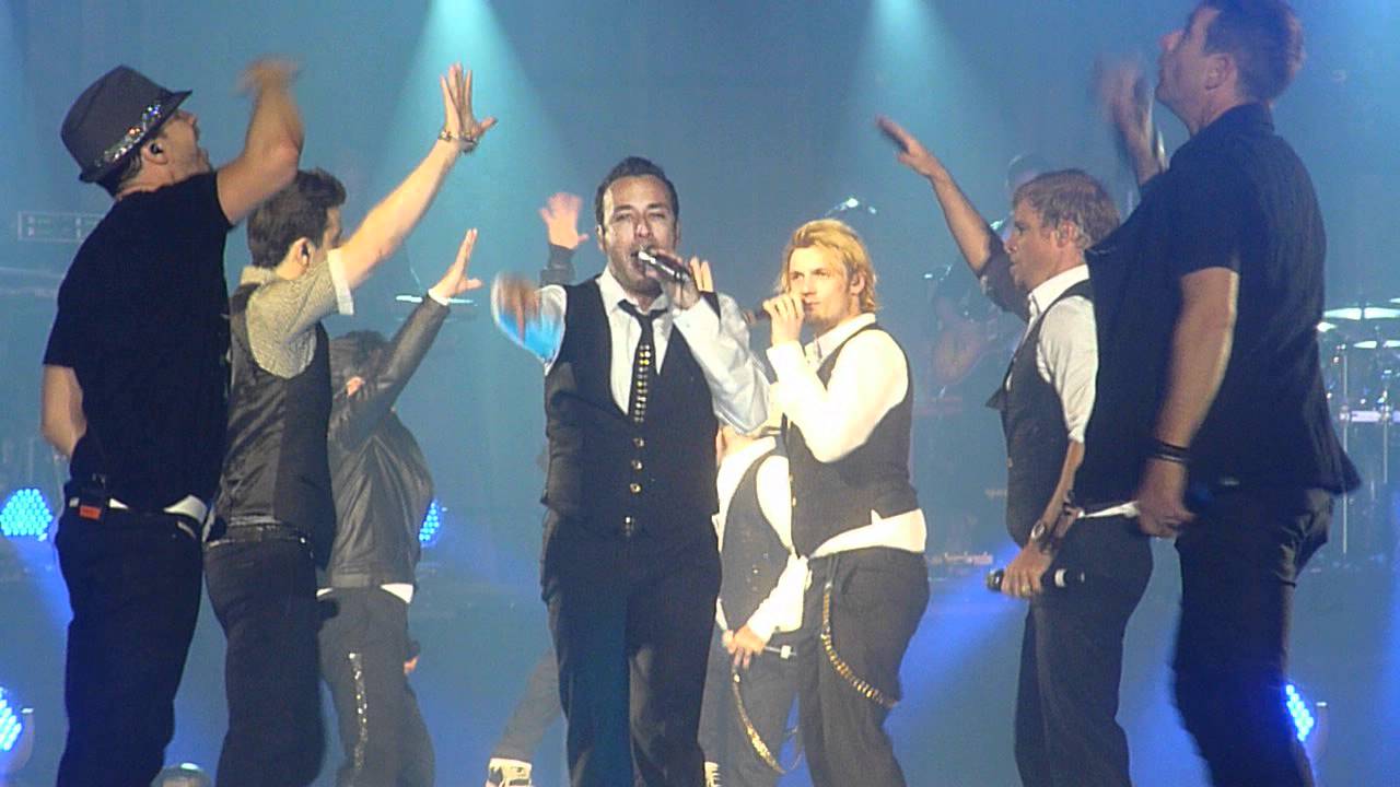 NKOTBSB - Don't turn out the lights @ Odyssey Arena Belfast, 20-4-2012