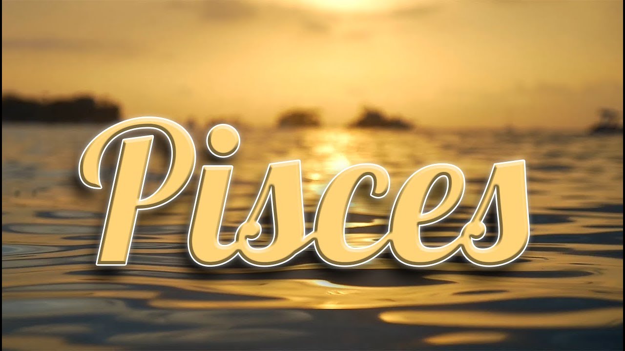 Pisces ♓ Someone's at a crossroad!!! 😳 So much prosperity coming!! 💫💫💫