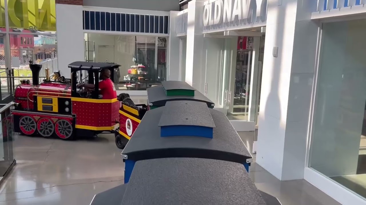 Wattman Mini Express, The Liberty Center Express, Electric Train Ride, Location Cincinnati Ohio Area