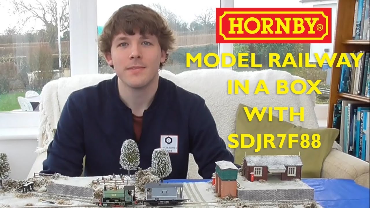 Hornby | Model Railway in a box with SDJR7F88