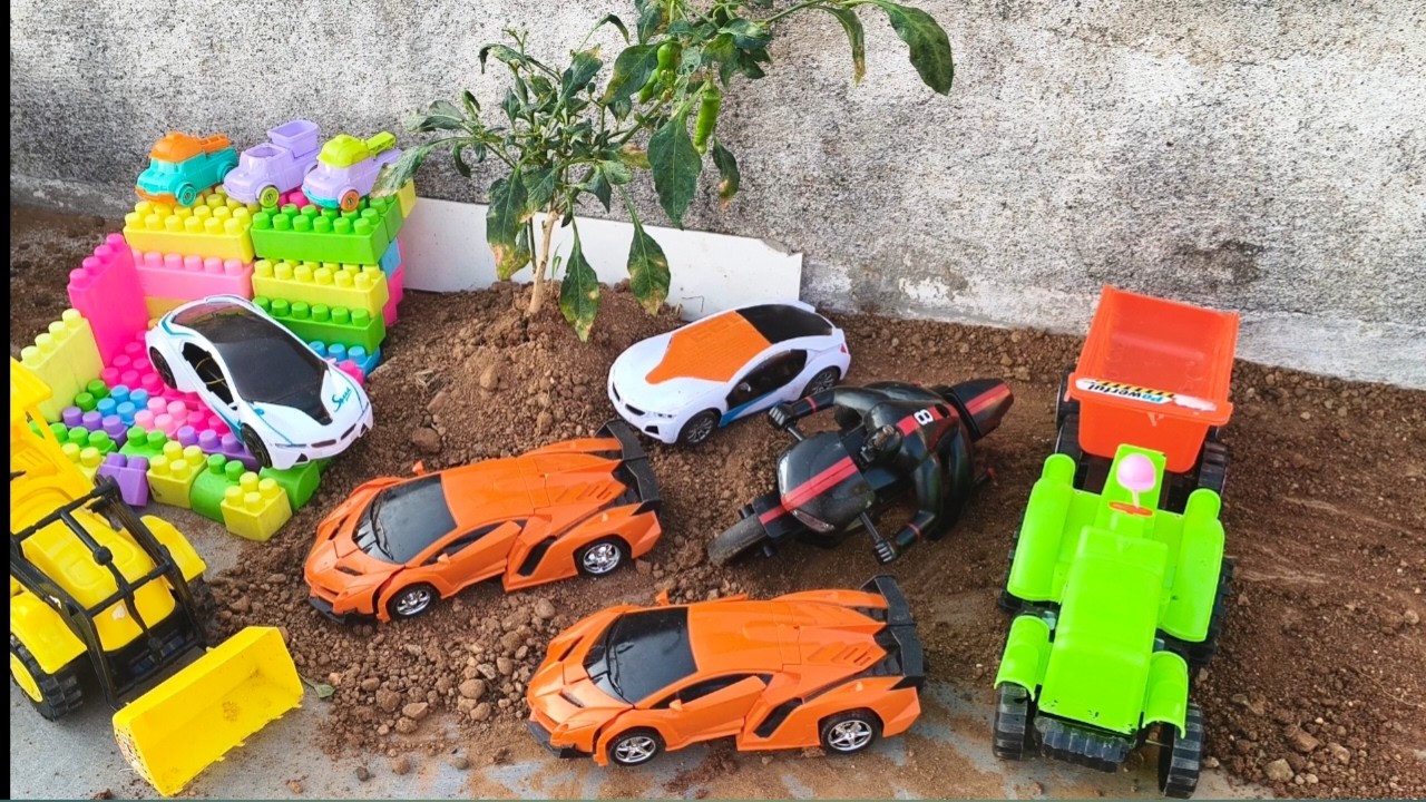 Gadi Wala Cartoon Bulldozer JCB trucks Mini toy cars Tata cars Tractor toy wala cars