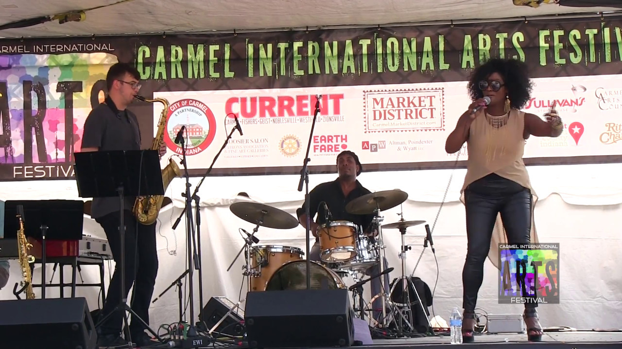 Kenny Phelps performs at the 19th Carmel International Arts Festival #3 (2016)