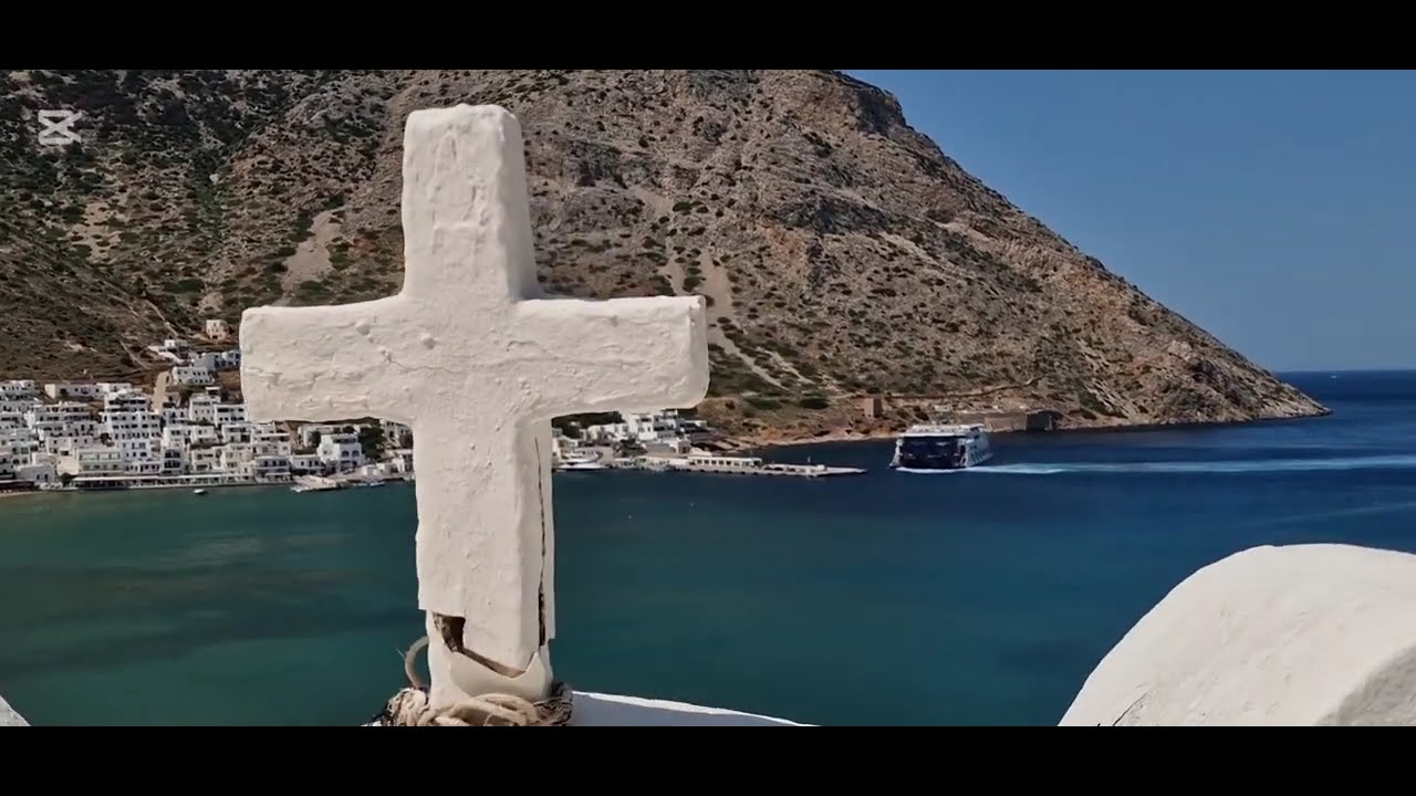 ΑΦΙΞΗ ΤΕΣΣΑΡΩΝ ΠΛΟΙΩΝ ΜΕ ΑΡΚΕΤΟ ΚΟΣΜΟ ΣΤΗΝ ΣΙΦΝΟ