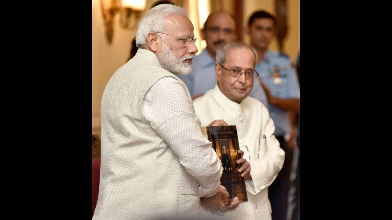 President receives first copy of book &ldquo;PRESIDENT PRANAB MUKHERJEE &ndash; A STATESMAN&rdquo;