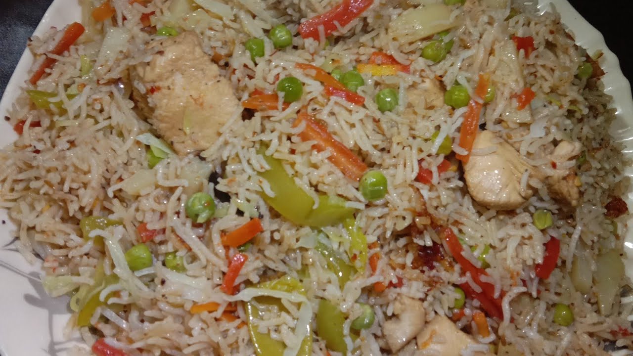 Vegetable Chicken Pulao Recipe || Mix Sabzi Rice Pulao Bhtt hi Zaberdast Bananay ka Tarika
