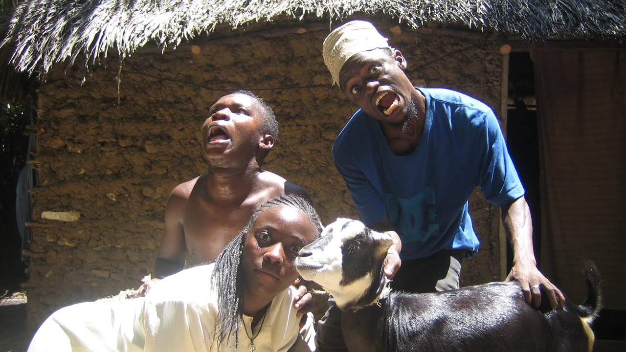 MBUZI YA CHRISTMAS