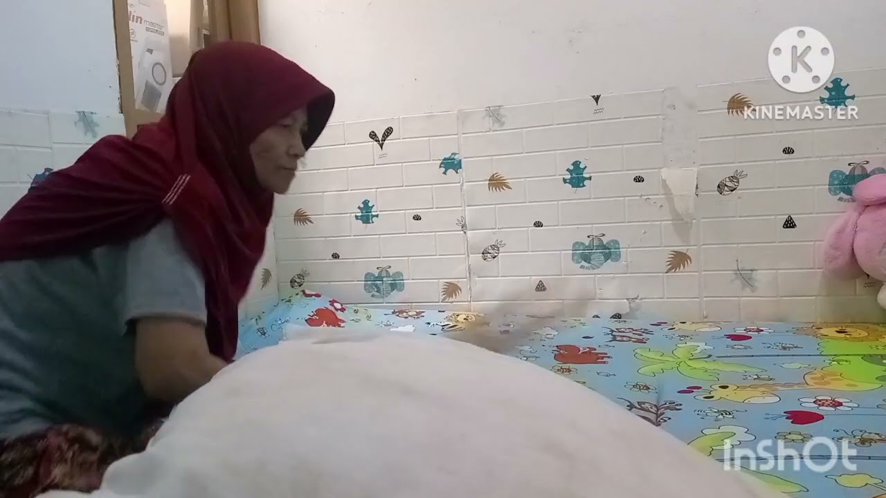 BEBERES KAMAR TIDUR 1 DAN 2 DILANJUT LIPAT BAJU