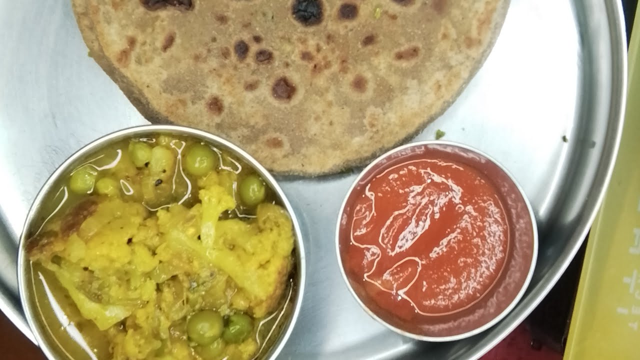 मटर की सॉफ्ट नरम भरवा पुरी