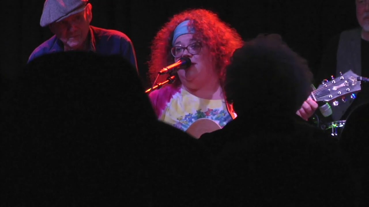 Mysti Mayhem at the Blue Note Grill