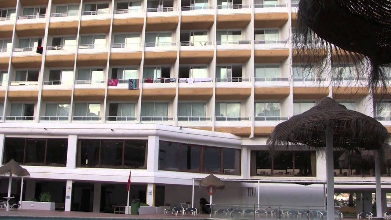 Review: Hotel Algarb, Playa d'en Bossa, Ibiza, Spain - October 2012