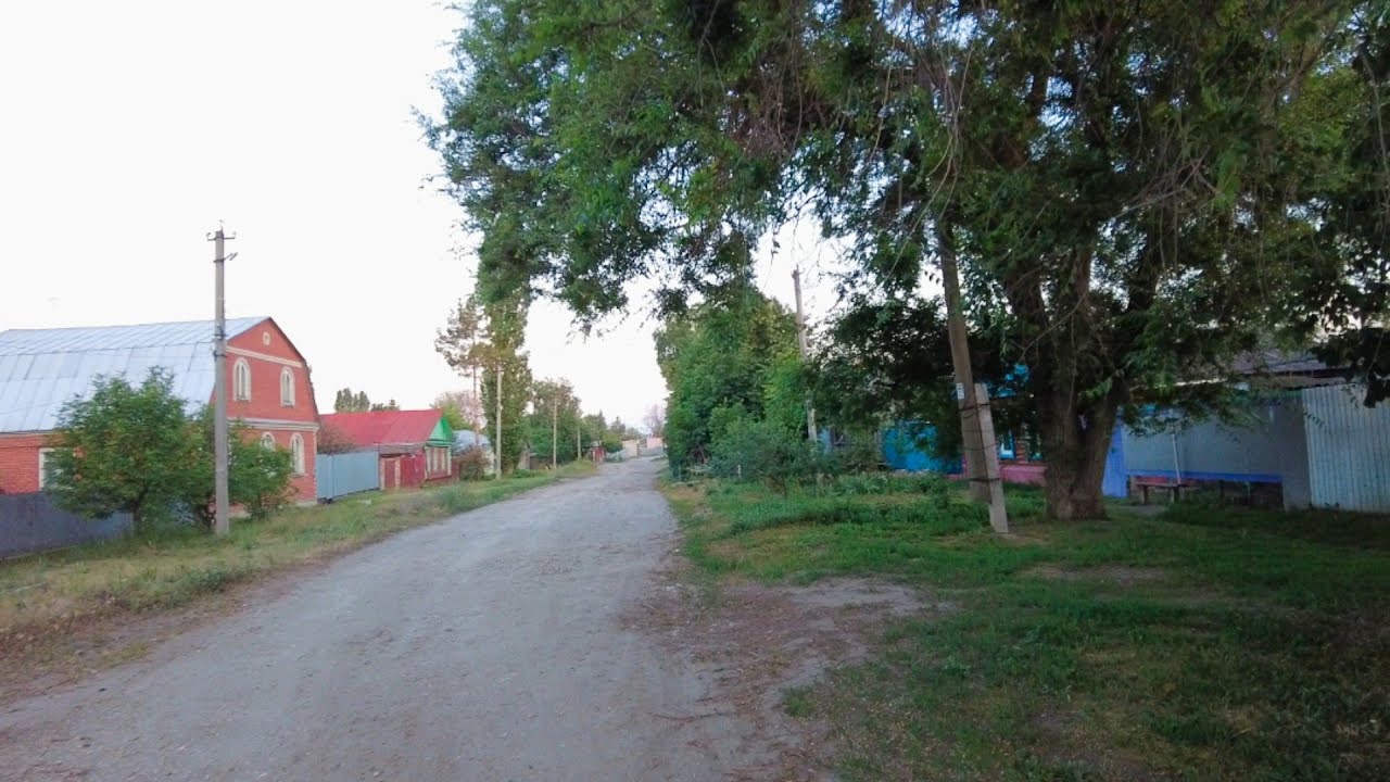 Аткарск. ул. Чапаева от района ж/д вокзала и до парка в июне 2024 года