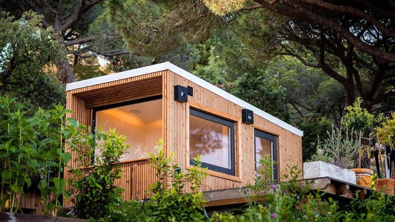 Small Autonomous Tiny House 8 sqm
