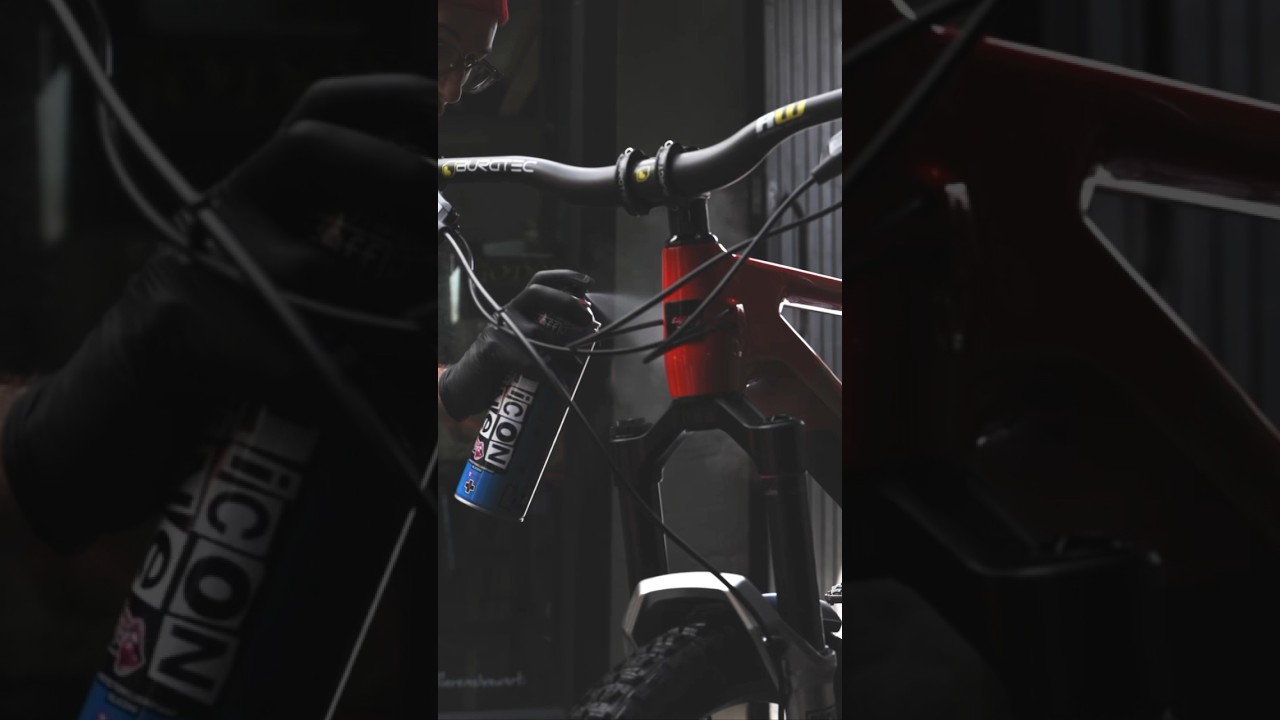 HOW TO PROTECT YOU BIKE WITH A SPRAY! #mucoff #siliconshine