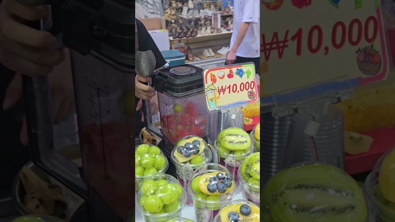 Fresh Watermelon Juice 🍉 10000won - Korean Street Food 😋  #yummyfood #food #Foodie #fypviral