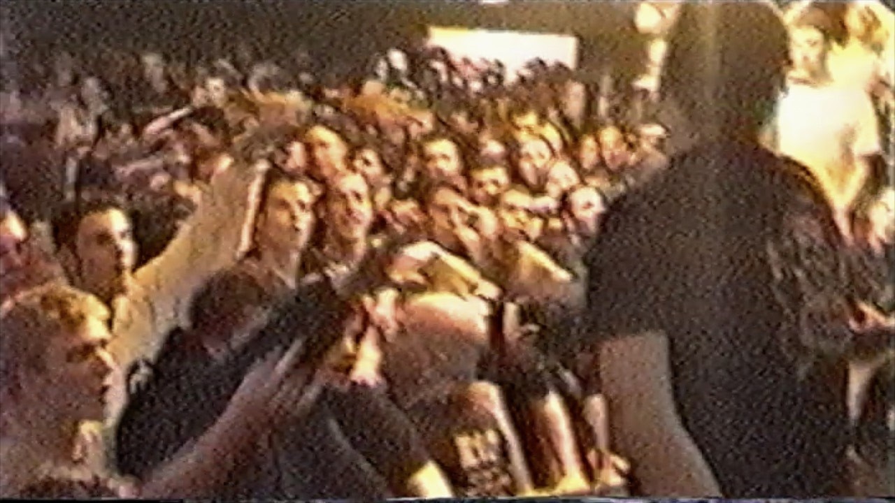HATEBREED (full set) - January 4, 2002 - Montreal at Rainbow (2nd angle)