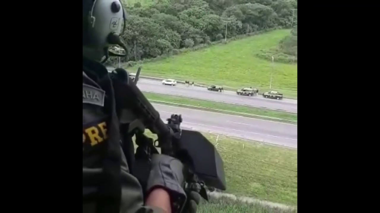 A&ccedil;&atilde;o da PRF e Pol&iacute;cia Civil (RJ): quase 750kg de maconha fora de circula&ccedil;&atilde;o e cinco pessoas presas