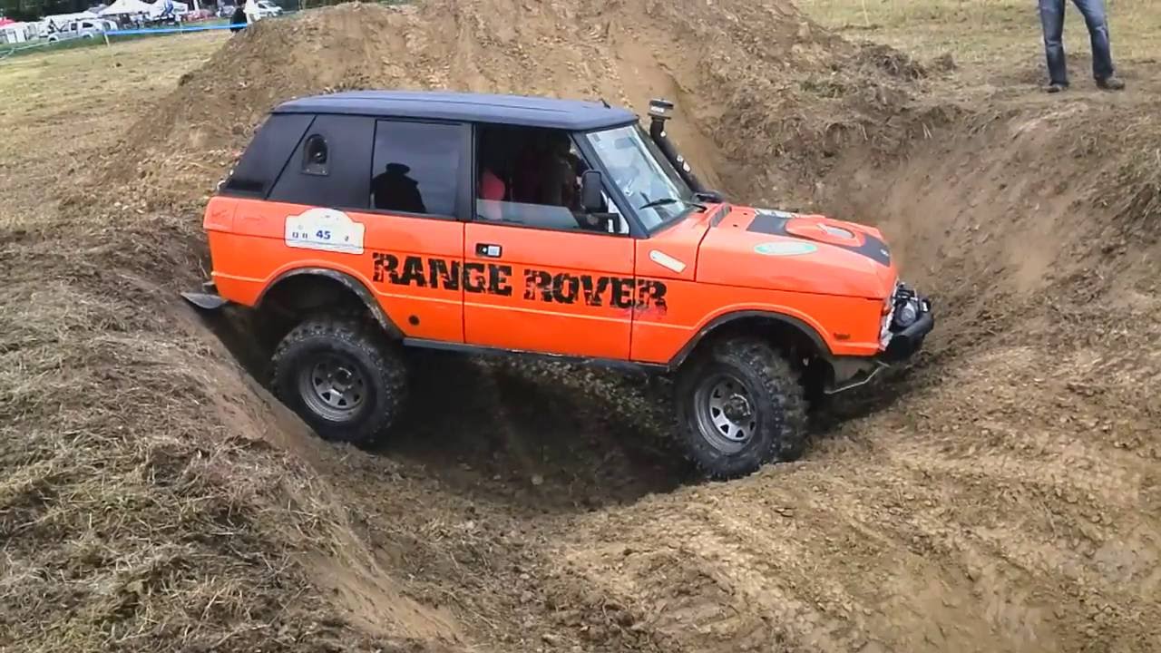 Range Rover Classic off road