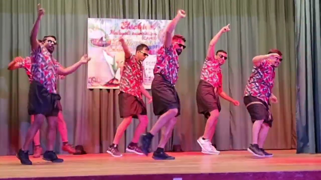 Malayalam comedy fusion dance by CAMB youngsters❤👍