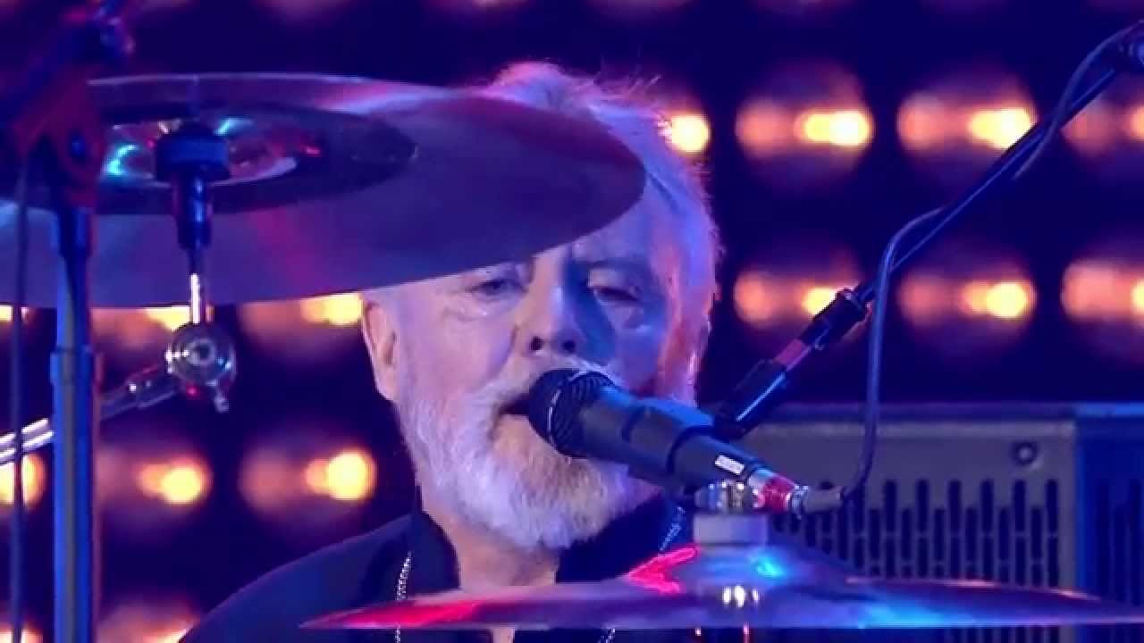 Queen + Adam Lambert - Under Pressure - New Years Eve London 2014