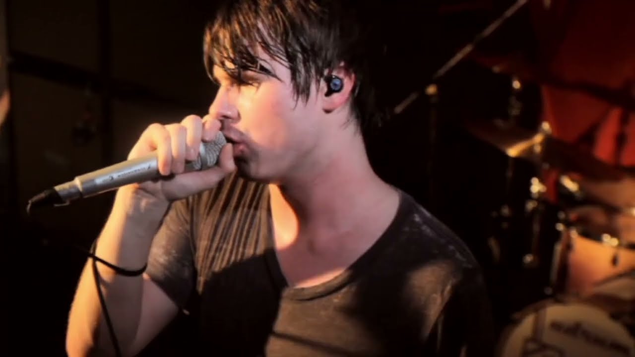 Silverstein - Call It Karma (Live @ The El Mocambo, Toronto - 2010)