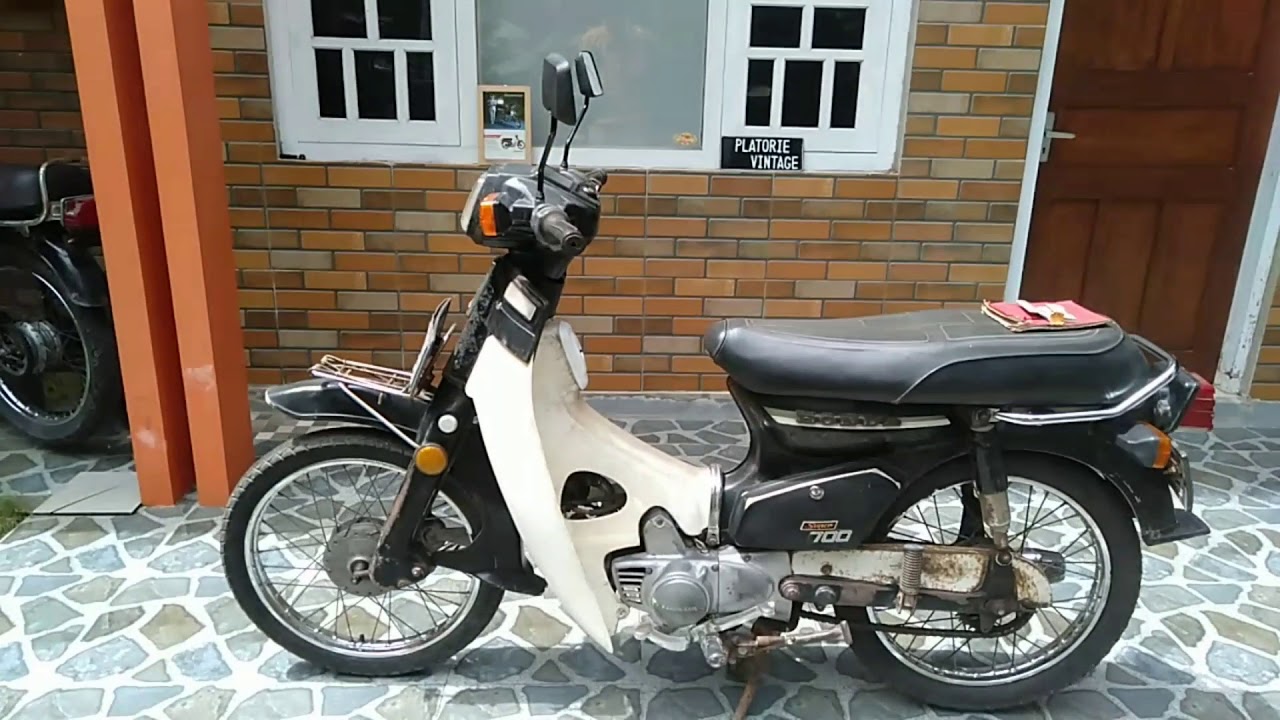 HONDA SUPERCUP C700 TAHUN 1981 ORIGINAL