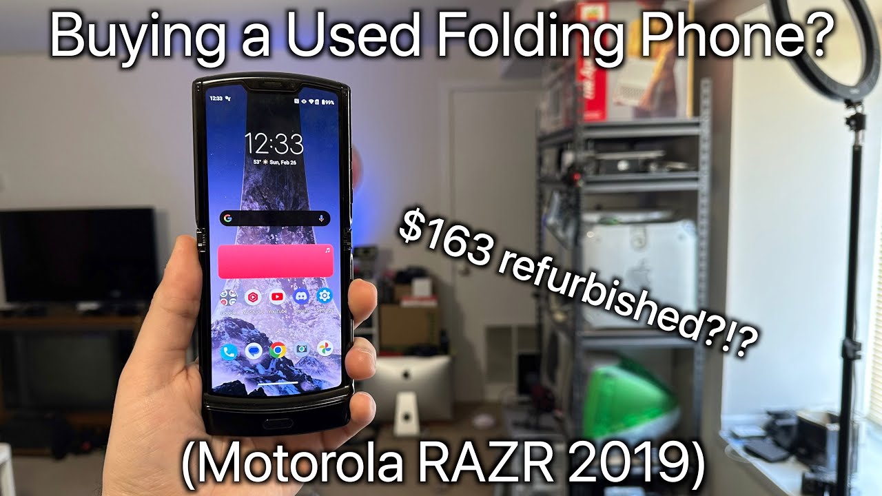 Should You Buy a Used Folding Phone? (Moto RAZR 2019)