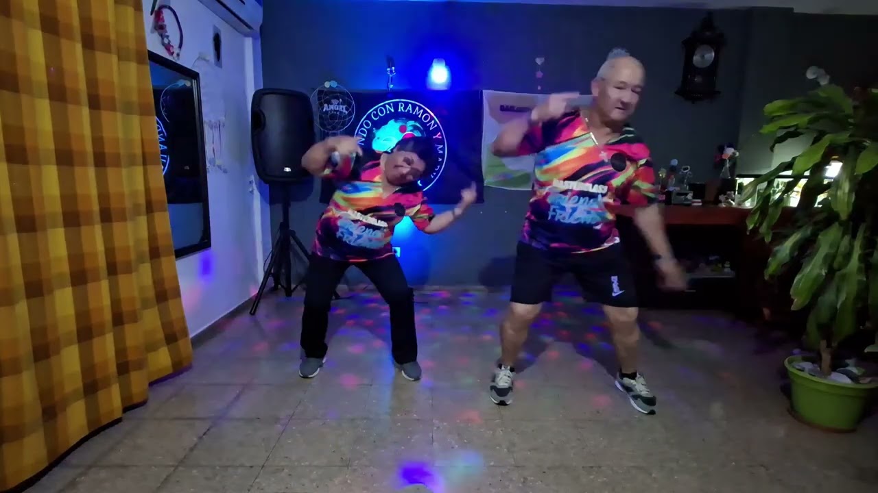 Pa la camara  , Chacal  .