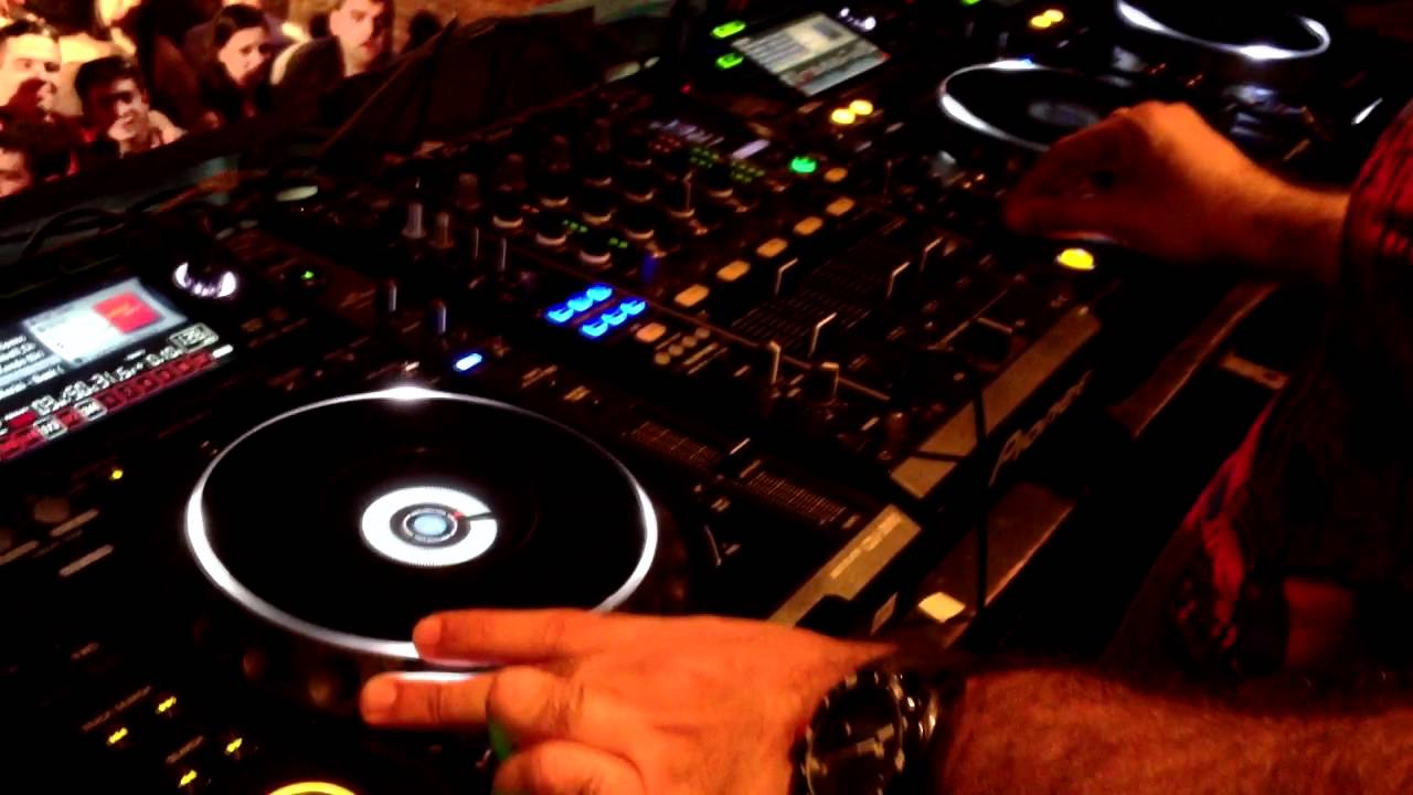 JP Sgalia y Meyer  @ After Middawn Pinar de Rocha  19-06-2012