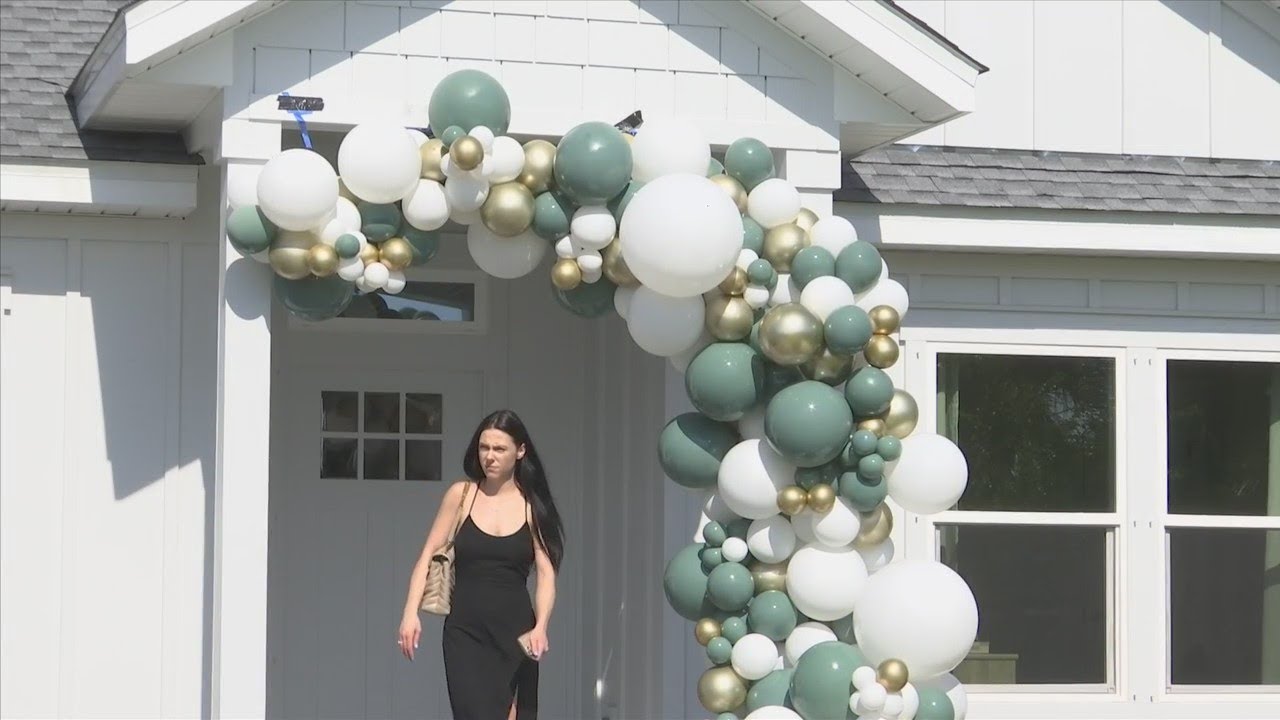 New gated community opens in PCB