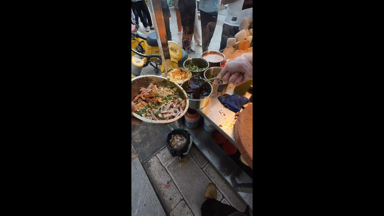 🔴 LIVE: Cantonese Roast Meat Cutting | China Street Food POV in Action