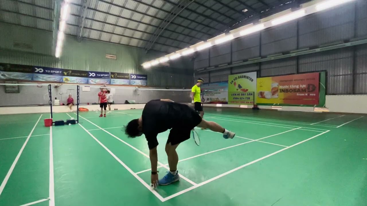 Phong / Phú vs Đức / Mạnh