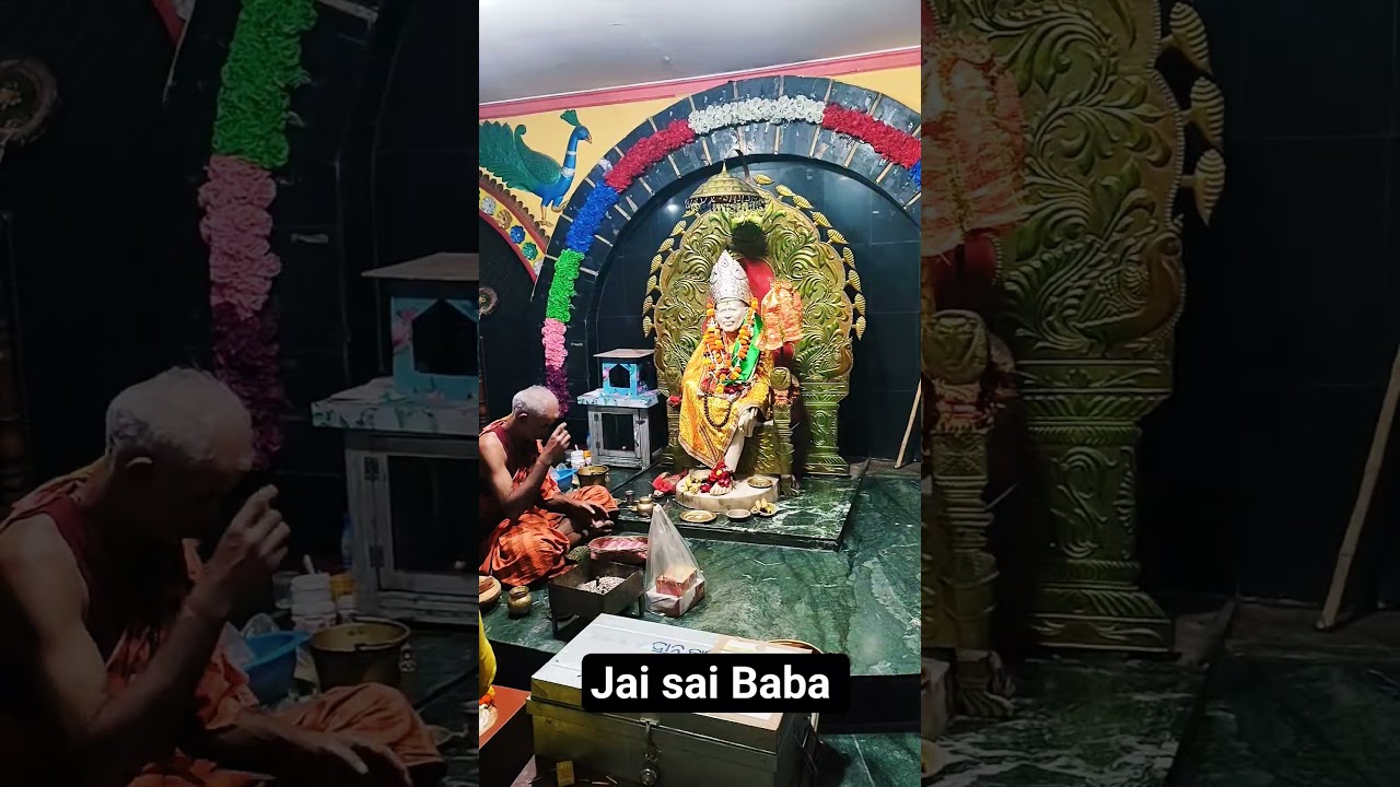Divine Blessings of Sai Baba 🌺 | Mandir Darshan Shorts #saibaba #sirdisaibaba