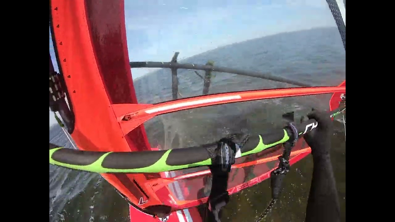 Windsurfing aux iles de la Madeleine - Servern Turbo 7.5 - Futur Fly Dark Horse 122