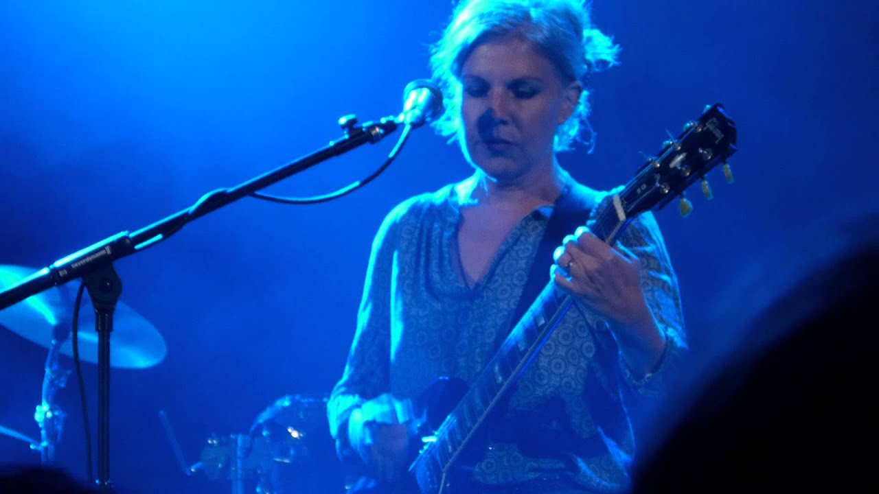 Tanya Donelly - Honeychain (Throwing Muses) live Manchester Academy 2 19-09-14