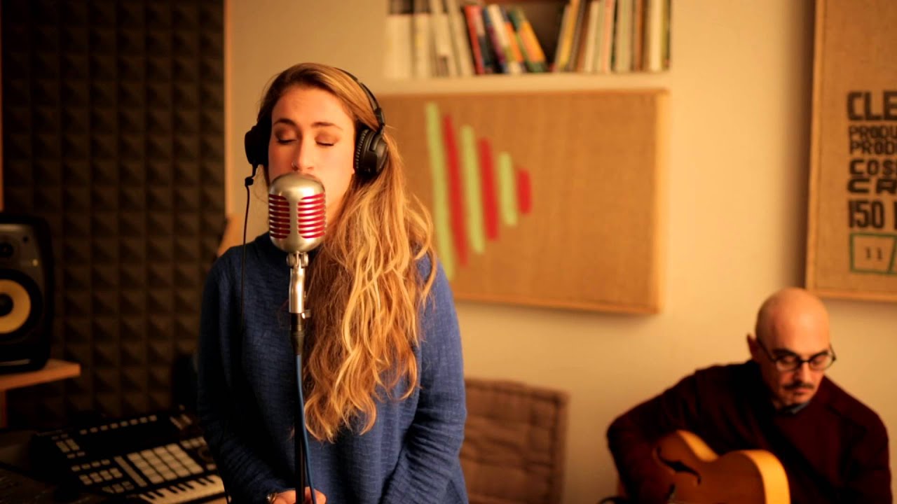 Barbra Streisand - Bewitched, bothered and bewildered ( Acoustic Cover ) - DisCover Flaminia