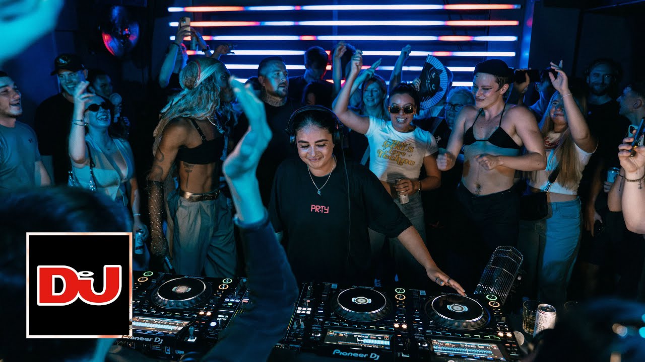 Hannah Laing Live From DJ Mag HQ