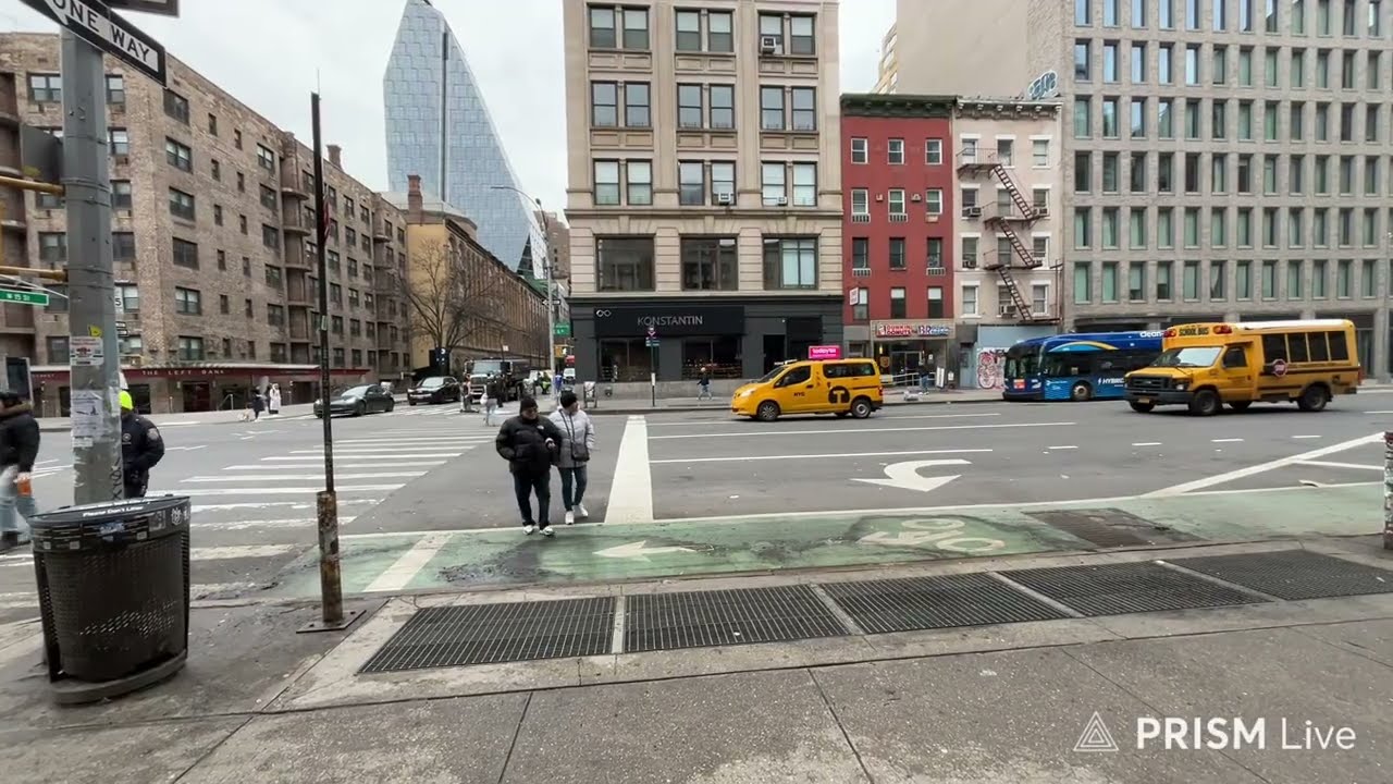 LIVE • NEW YORK CITY